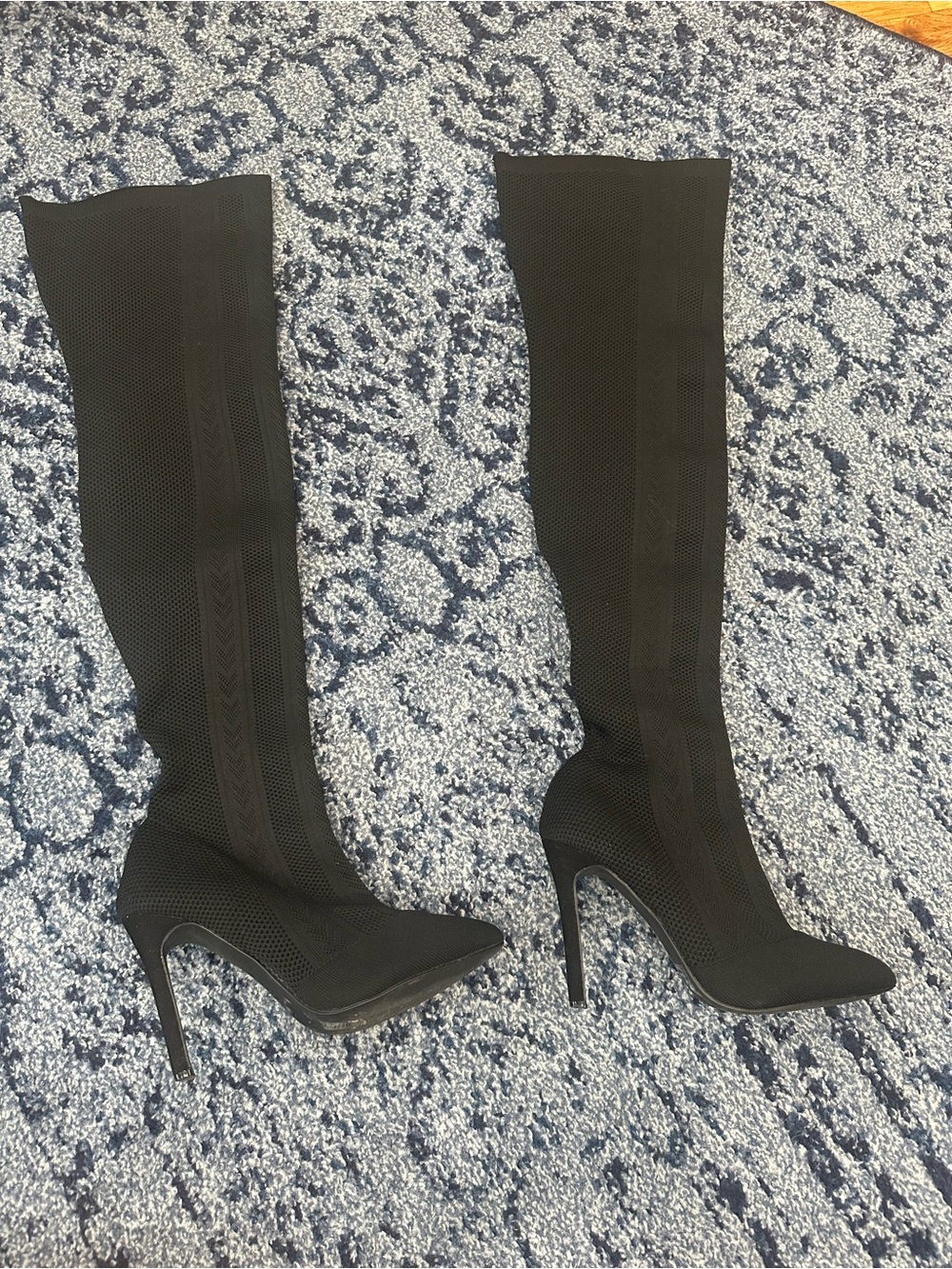 Women’s Black Knee-High Stiletto Boots